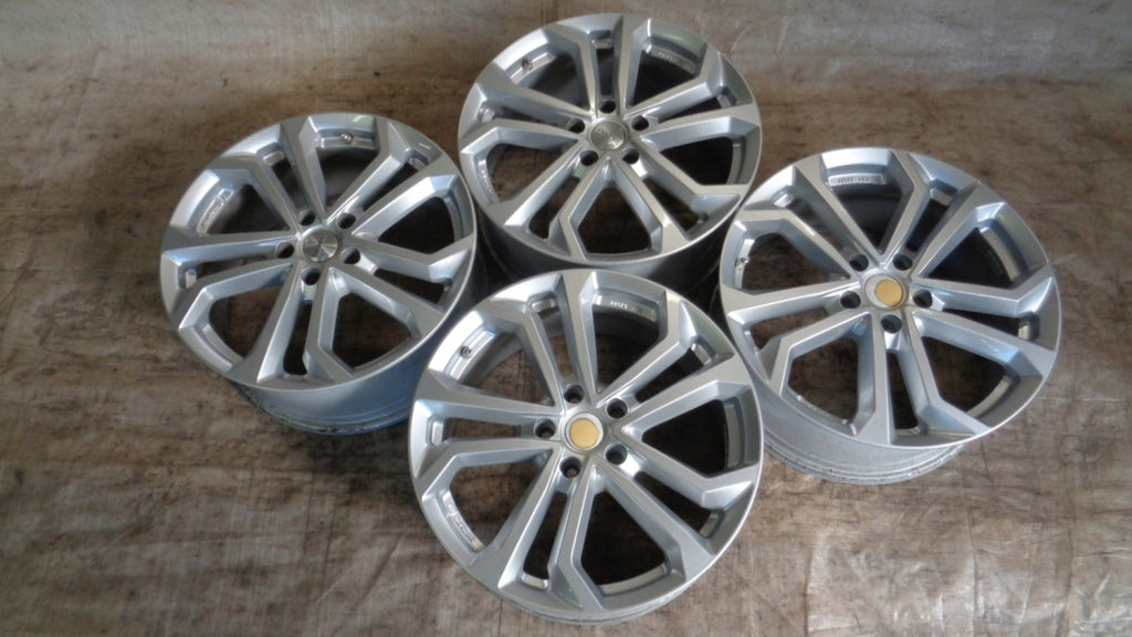 4x Alufelge 18 Zoll 7.5" 5x112 51ET Glanz Silber Audi I Rim Wheel FEL1265800683rb