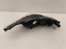 Laden Sie das Bild in den Galerie-Viewer, Frontscheinwerfer Toyota Corolla 81150-02T31-00 Links Scheinwerfer Headlight SCH5913895852wm