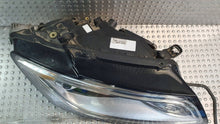 Laden Sie das Bild in den Galerie-Viewer, Frontscheinwerfer Audi Q5 8R0941006C LED Rechts Scheinwerfer Headlight