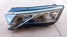 Laden Sie das Bild in den Galerie-Viewer, Frontscheinwerfer Skoda Octavia IV 5E4941035 Full LED Links Headlight SCH8157977250ff