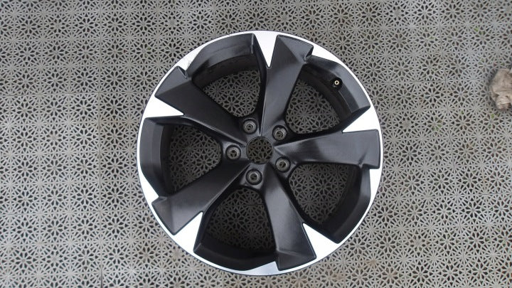 1x Alufelge 18 Zoll 7.5" 5x112 46ET 5FA601025 Seat Leon Rim Wheel FEL6039340402yl