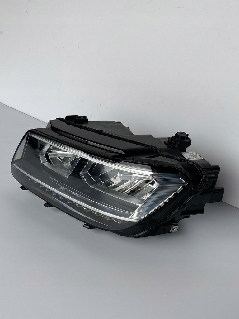 Frontscheinwerfer VW Tiguan 5NB941035B LED Ein Stück (Rechts oder Links)