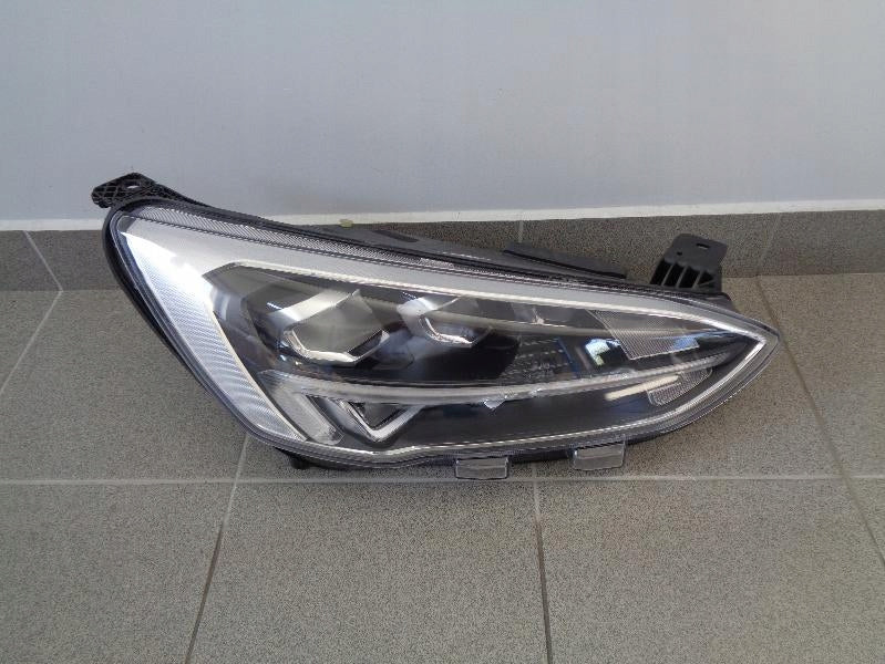 Frontscheinwerfer Ford Focus JX7B-13E014-ME LED Rechts Scheinwerfer Headlight SCH8616716398rz