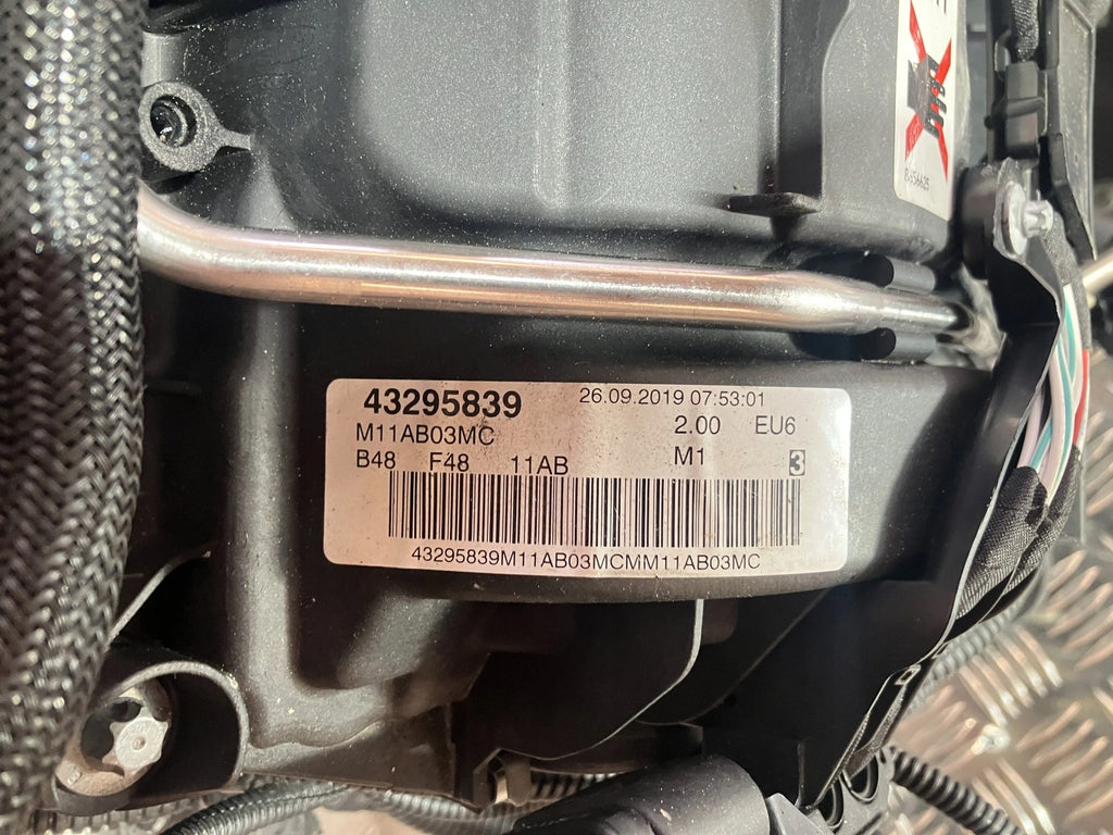 Motor BMW X1 F48 B48A20A 2.0 120TKm Benzin Engine Komplett