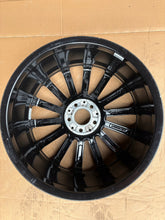 Laden Sie das Bild in den Galerie-Viewer, 1x Alufelge 19 Zoll 7.5" 5x112 49ET Glanz Schwarz A1774011600 Mercedes-Benz Mg FEL9308514832bk