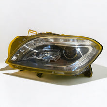 Laden Sie das Bild in den Galerie-Viewer, Frontscheinwerfer Mercedes-Benz W166 A1668206059 Xenon Links Headlight