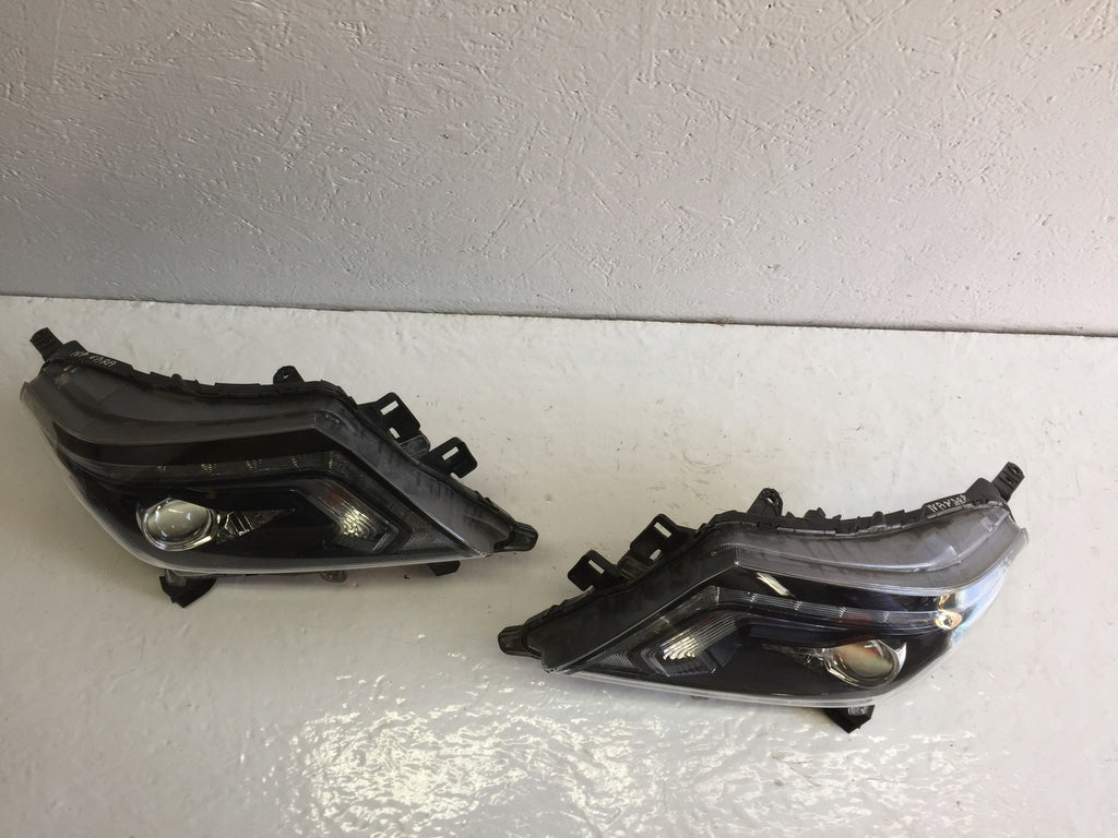 Frontscheinwerfer Mazda IV Navara D23 49001-D23 Full LED Ein Satz Headlight