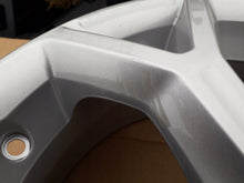 Load image into Gallery viewer, 1x Alufelge 17 Zoll 7.0" 5x114.3 40ET 403008932 Renault Rim Wheel FEL4528729432ce