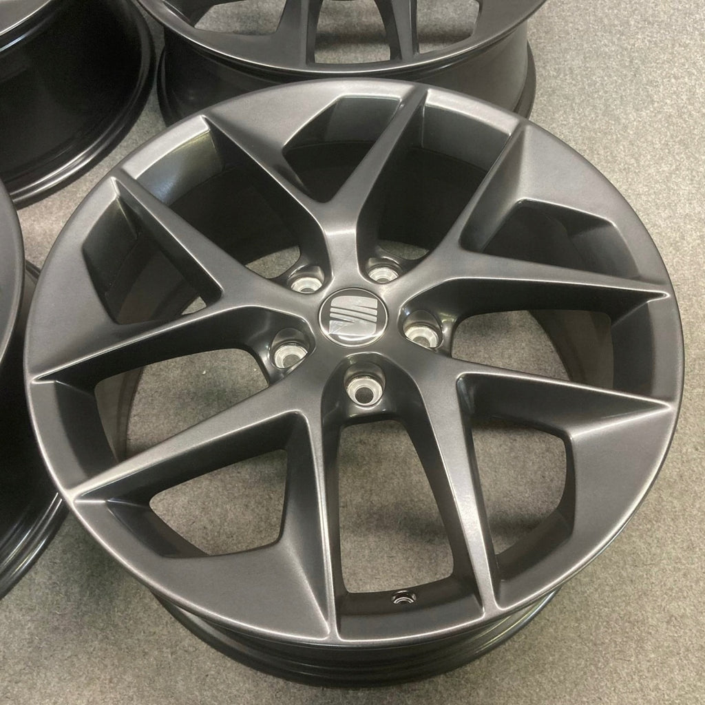 4x Alufelge 18 Zoll 7.5" 5x112 51ET Matt Schwarz 5F0601025F Seat Leon Rim Wheel FEL3040088596rq
