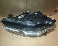 Laden Sie das Bild in den Galerie-Viewer, Frontscheinwerfer VW Polo 2G1941005D Links Scheinwerfer Headlight SCH5267126031nx