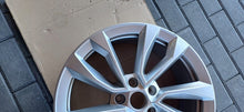 Laden Sie das Bild in den Galerie-Viewer, 1x Alufelge 18 Zoll 7.0" 5x112 45ET Glanz Silber 57A601025AD Mg I Rim Wheel FEL3165917369ol