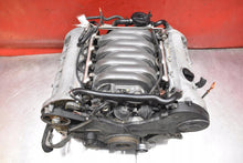 Load image into Gallery viewer, Motor Audi A8 BFM 4.2 335PS 246kW 2002 Benzin Engine Unkomplett