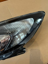 Laden Sie das Bild in den Galerie-Viewer, Frontscheinwerfer Opel Zafira C 39009021 Links Scheinwerfer Headlight SCH3383685736de