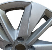 Laden Sie das Bild in den Galerie-Viewer, 1x Alufelge 17 Zoll 7.0" 5x112 57A601025AA Skoda Karoq Rim Wheel FEL8060649596nn