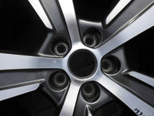 Load image into Gallery viewer, 1x Alufelge 19 Zoll 7.5" 5x114.3 49 5ET Glanz 52910-C5710 Kia Sorento I FEL5133234685jy