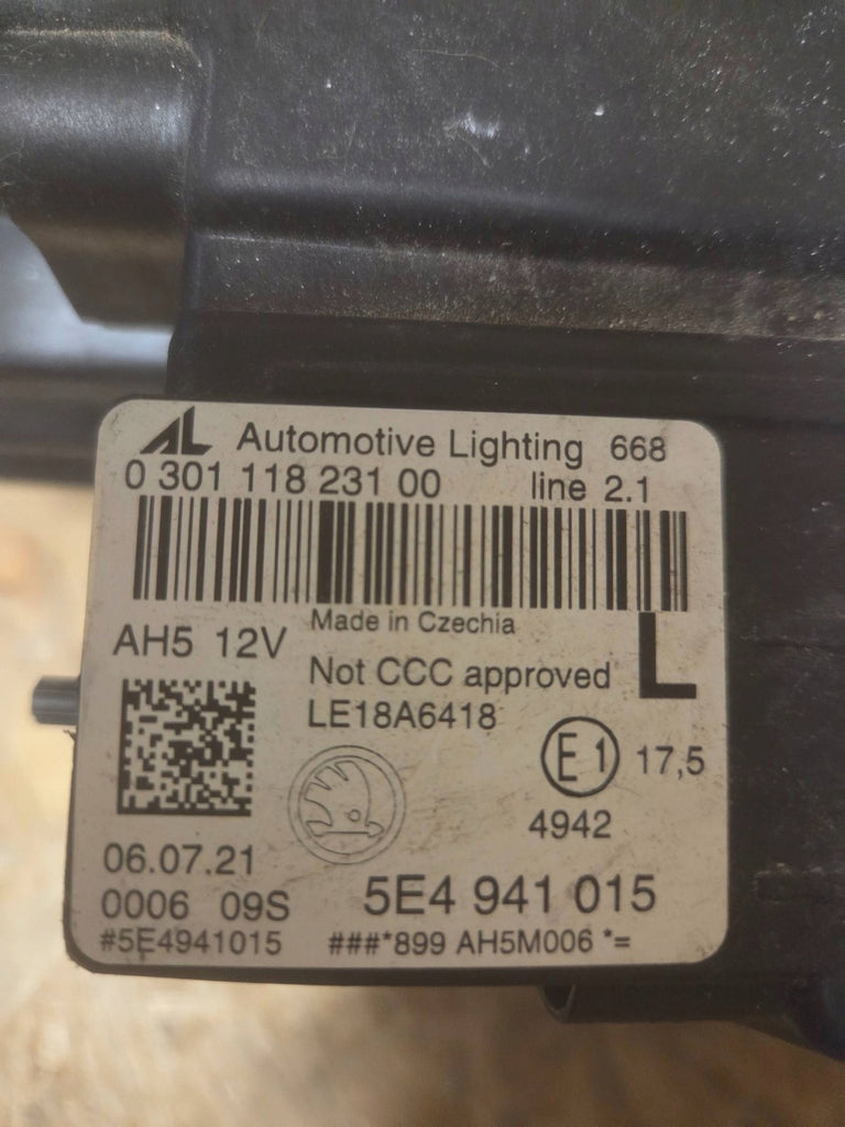 Frontscheinwerfer Skoda Octavia IV 030111823100 LE18A64185 LED Links Headlight SCH9800199020cx
