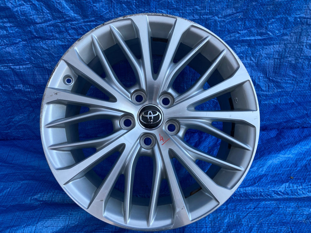 1x Alufelge 18 Zoll 8.0" 5x114.3 42611-06E50 Toyota Camry Rim Wheel