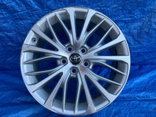 Load image into Gallery viewer, 1x Alufelge 18 Zoll 8.0&quot; 5x114.3 42611-06E50 Toyota Camry Rim Wheel