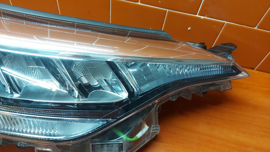 Frontscheinwerfer Toyota Chr C-Hr 81110-F4180 LED FALSE Scheinwerfer Headlight SCH8178400144gc