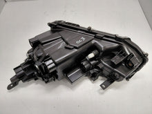 Laden Sie das Bild in den Galerie-Viewer, Frontscheinwerfer Toyota Yaris Cross OD-310 Rechts Scheinwerfer Headlight SCH8559974135ra