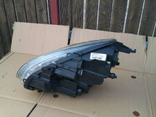 Laden Sie das Bild in den Galerie-Viewer, Frontscheinwerfer Alfa Romeo Giulietta 00505308910 00505465650 Ein Satz SCH1194316151ps