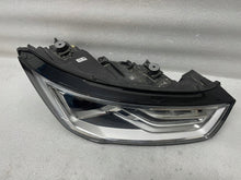 Load image into Gallery viewer, Frontscheinwerfer Audi A1 8XA941006 Xenon Rechts Scheinwerfer Headlight