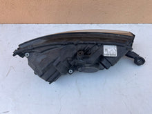 Laden Sie das Bild in den Galerie-Viewer, Frontscheinwerfer Skoda Fabia III 6V1941015F Full LED Links Headlight