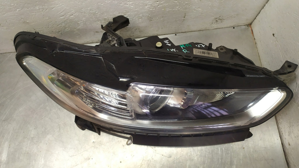 Frontscheinwerfer Ford Mondeo DS73-13W029-BE Rechts Scheinwerfer Headlight