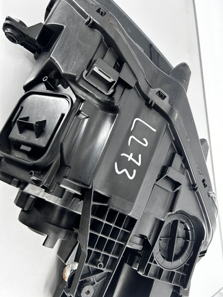 Frontscheinwerfer VW Passat B8 3G1941035Q Full LED Ein Stück (Rechts oder Links) SCH4920661769fl