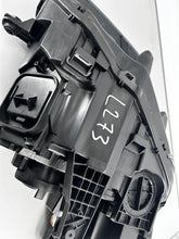 Load image into Gallery viewer, Frontscheinwerfer VW Passat B8 3G1941035Q Full LED Ein Stück (Rechts oder Links) SCH4920661769fl