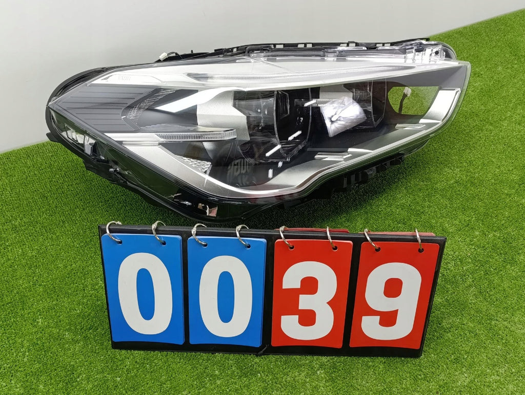 Frontscheinwerfer BMW X1 F48 7495004 LED Rechts Scheinwerfer Headlight SCH3507519725zi