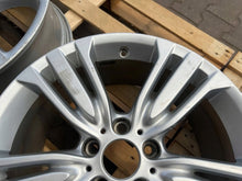Laden Sie das Bild in den Galerie-Viewer, 1x Alufelge 19 Zoll 5x120 6853957 BMW X5 E53 Rim Wheel FEL1670527112gc