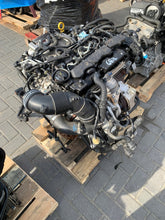 Laden Sie das Bild in den Galerie-Viewer, Motor Audi Seat Skoda VW CRKB CRKA 1.6 TDI 112TKm Diesel Engine Unkomplett
