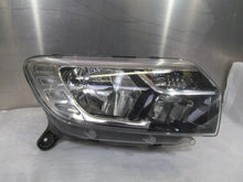 Load image into Gallery viewer, Frontscheinwerfer Dacia Sandero II Logan 260103529R 90114431 Rechts Headlight