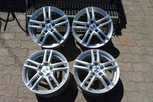 Laden Sie das Bild in den Galerie-Viewer, 4x Alufelge 17 Zoll 7.0" 5x114.3 50ET Glanz Silber KBA-51743- Hyundai I Z FEL4641997346iw