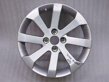 Laden Sie das Bild in den Galerie-Viewer, 1x Alufelge 17 Zoll 7.0&quot; 4x108 29ET 9685910280 MA-DAR81 Peugeot 5008 Rim Wheel