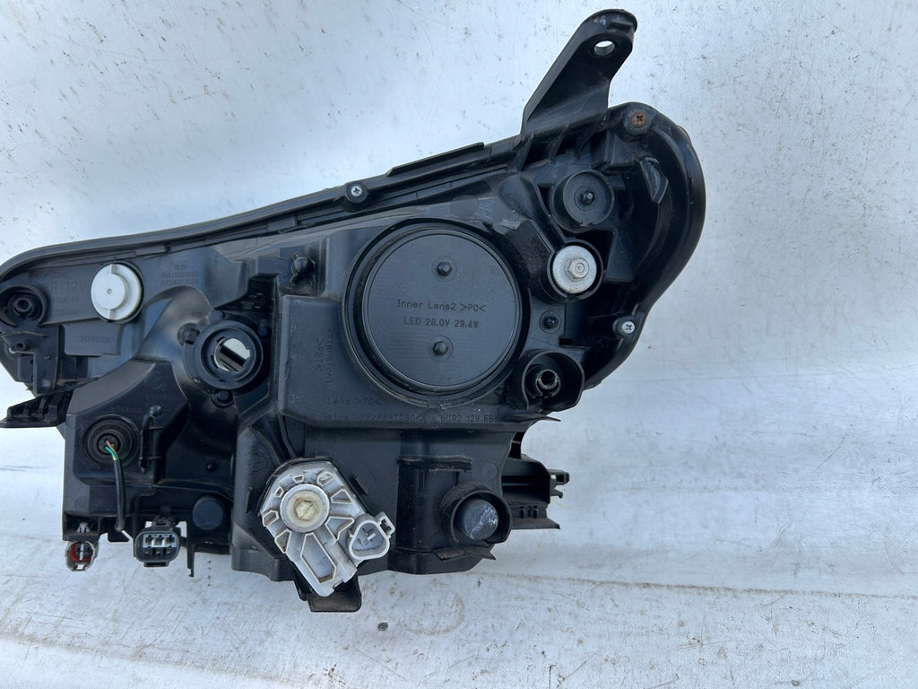 Frontscheinwerfer Toyota W3049 LED Rechts Scheinwerfer Headlight SCH2571057681bt