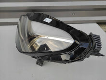 Load image into Gallery viewer, Frontscheinwerfer Tesla Model 3 1077375-00-C LED Links Scheinwerfer Headlight