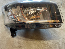 Load image into Gallery viewer, Frontscheinwerfer Renault Trafic 1EE011410-421 Rechts Scheinwerfer Headlight