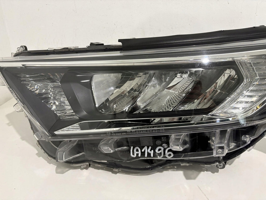 Frontscheinwerfer Toyota V LED Links Scheinwerfer Headlight SCH1062168903fr