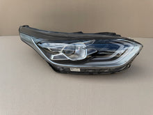 Laden Sie das Bild in den Galerie-Viewer, Frontscheinwerfer Kia Ceed 92102J7100 Full LED Rechts Scheinwerfer Headlight