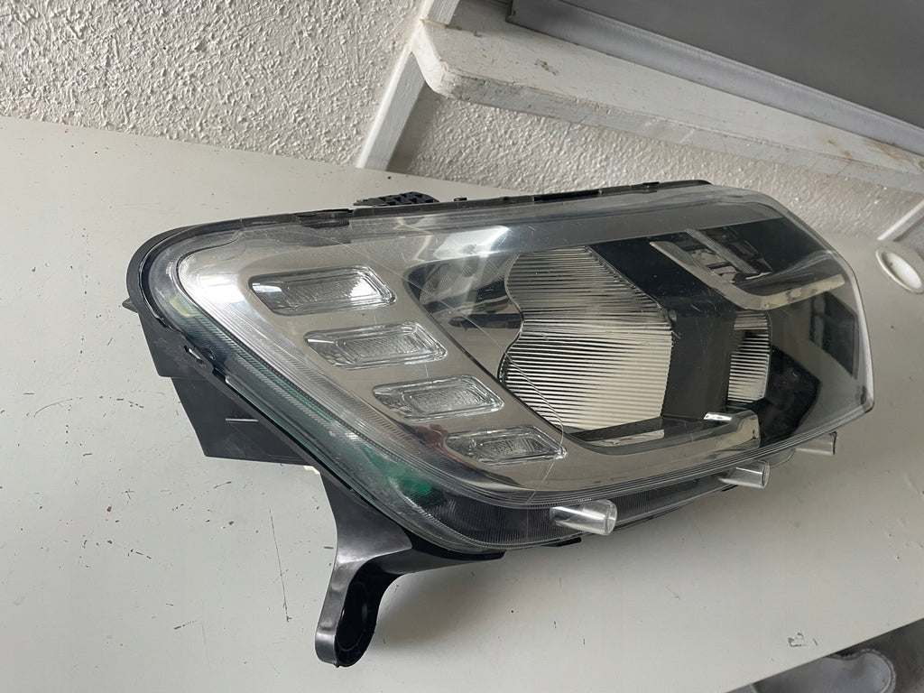 Frontscheinwerfer Dacia Logan Sandero II 260108435R Rechts Headlight