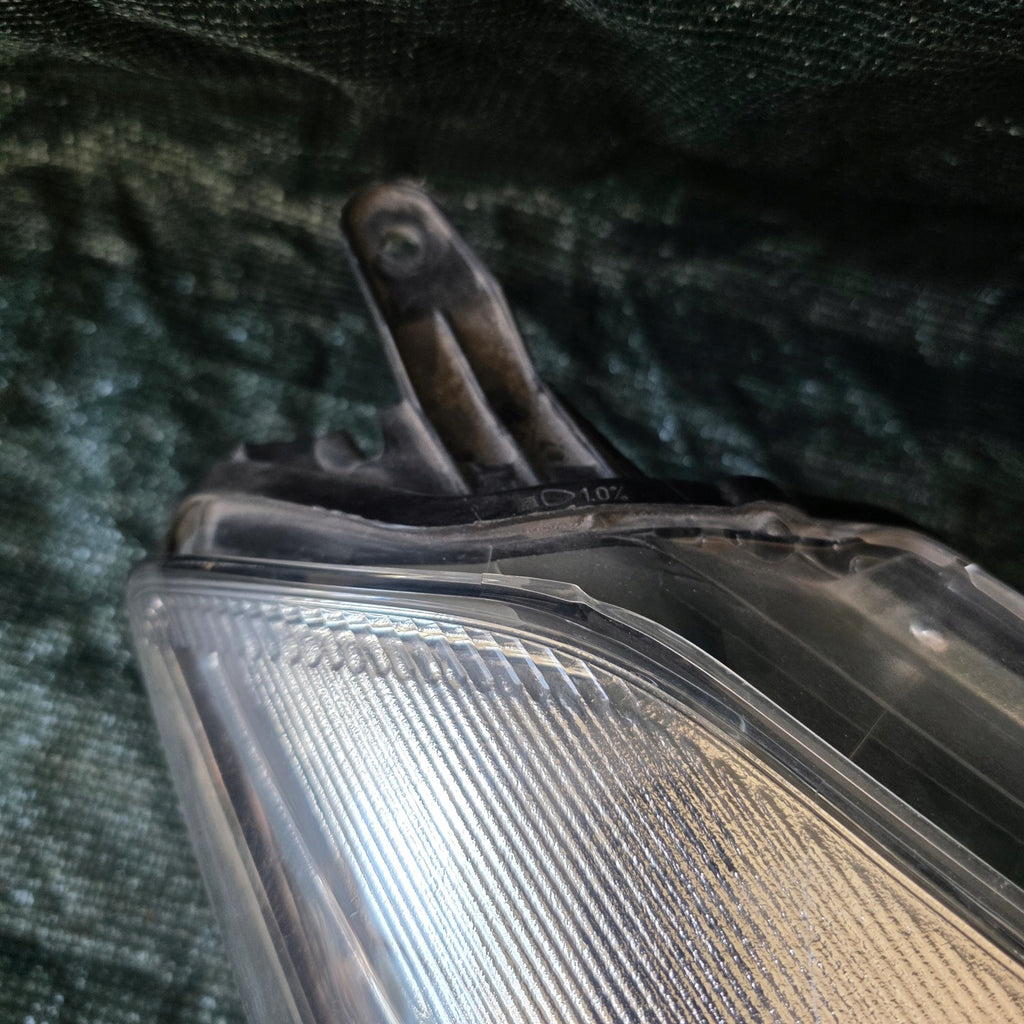 Frontscheinwerfer Toyota Yaris 81130-52D20 Rechts Scheinwerfer Headlight SCH7265203577ew