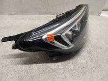 Laden Sie das Bild in den Galerie-Viewer, Frontscheinwerfer Opel Crossland X 13467968 Rechts Scheinwerfer Headlight SCH1866268184cz