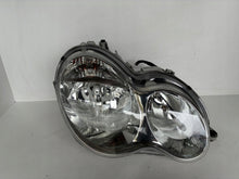 Load image into Gallery viewer, Frontscheinwerfer Mercedes-Benz W203 A2038201259 Rechts Scheinwerfer Headlight SCH8025269911hi