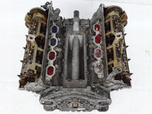 Load image into Gallery viewer, Motor BMW 7 E65 E66 PEC6447 180TKm 2005 Benzin Engine Unkomplett MOT6394607833gr