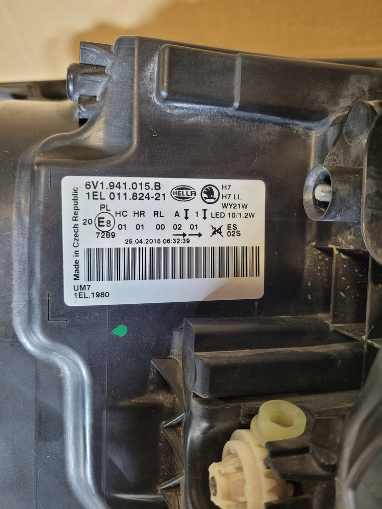 Frontscheinwerfer Skoda Fabia III 6V1941015B LED Links Scheinwerfer Headlight