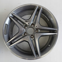 Load image into Gallery viewer, 1x Alufelge 17 Zoll 7.5" 5x112 42 5ET Glanz Silber A1764010100 Mercedes-Benz FEL1215509160hk