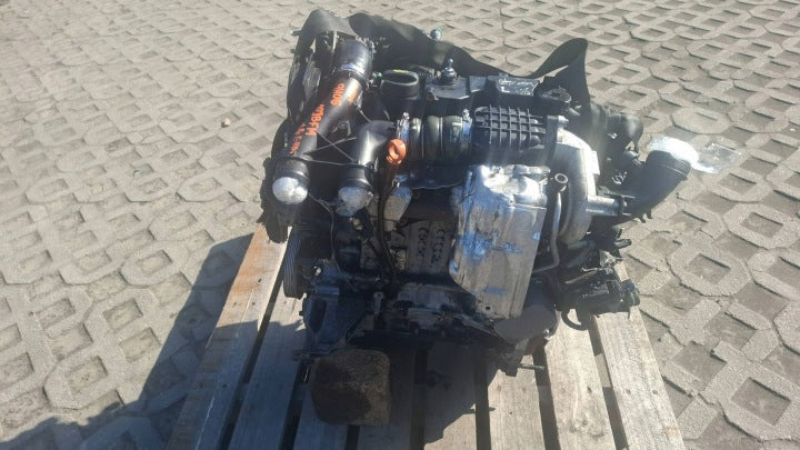 Motor Citroën Peugeot Berlingo 10JBFM 1.6 EHDI 136TKm 2015 Diesel Komplett MOT4098640262nt