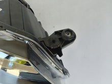 Laden Sie das Bild in den Galerie-Viewer, Frontscheinwerfer Seat Ateca 576941006A LED Rechts Scheinwerfer Headlight
